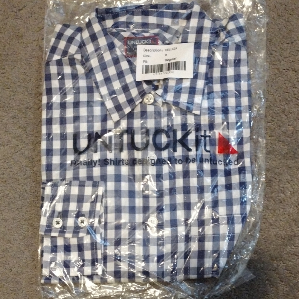 UNTUCKit Women's Navy and White Belleza Gingham Button-Down Shirt Size 0 NWT